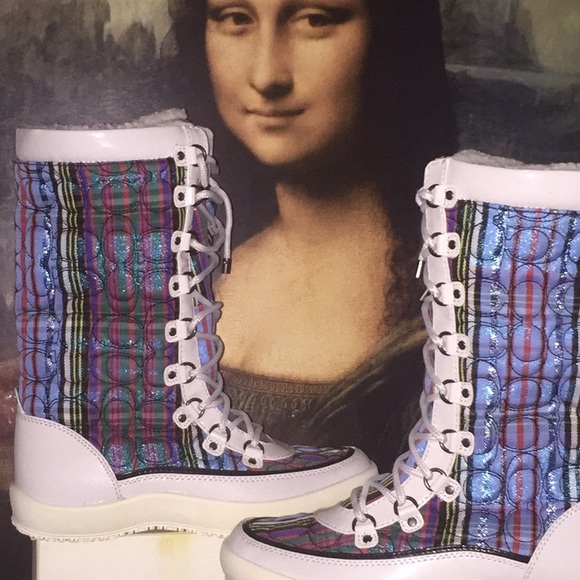 BRAND NEW COACH PEGGY SNOW BOOTS SIGNATURE  C S7.5 - Picture 2 of 3